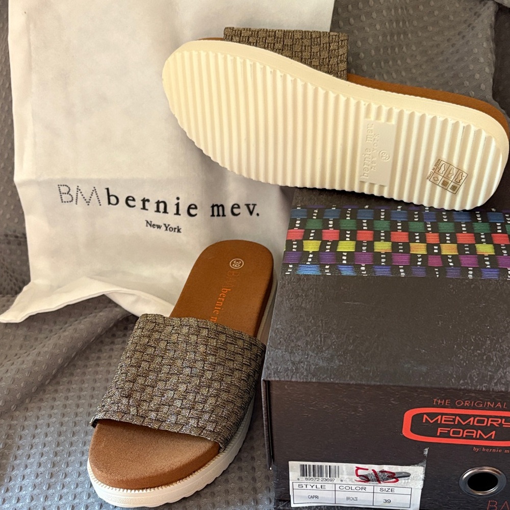 bernie mev. Women’s Tan Brown Woven Slide Sandals